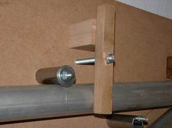 le maintien des tubes : du simple et de l'efficace